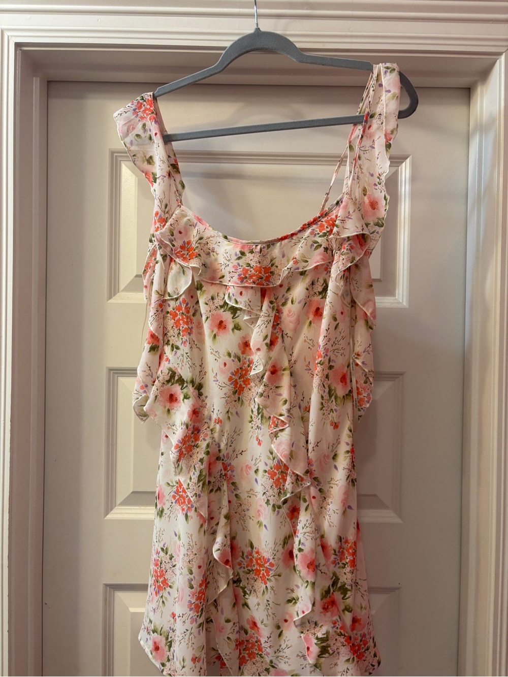 Forever 21 Pink Floral Ruffle Camisole